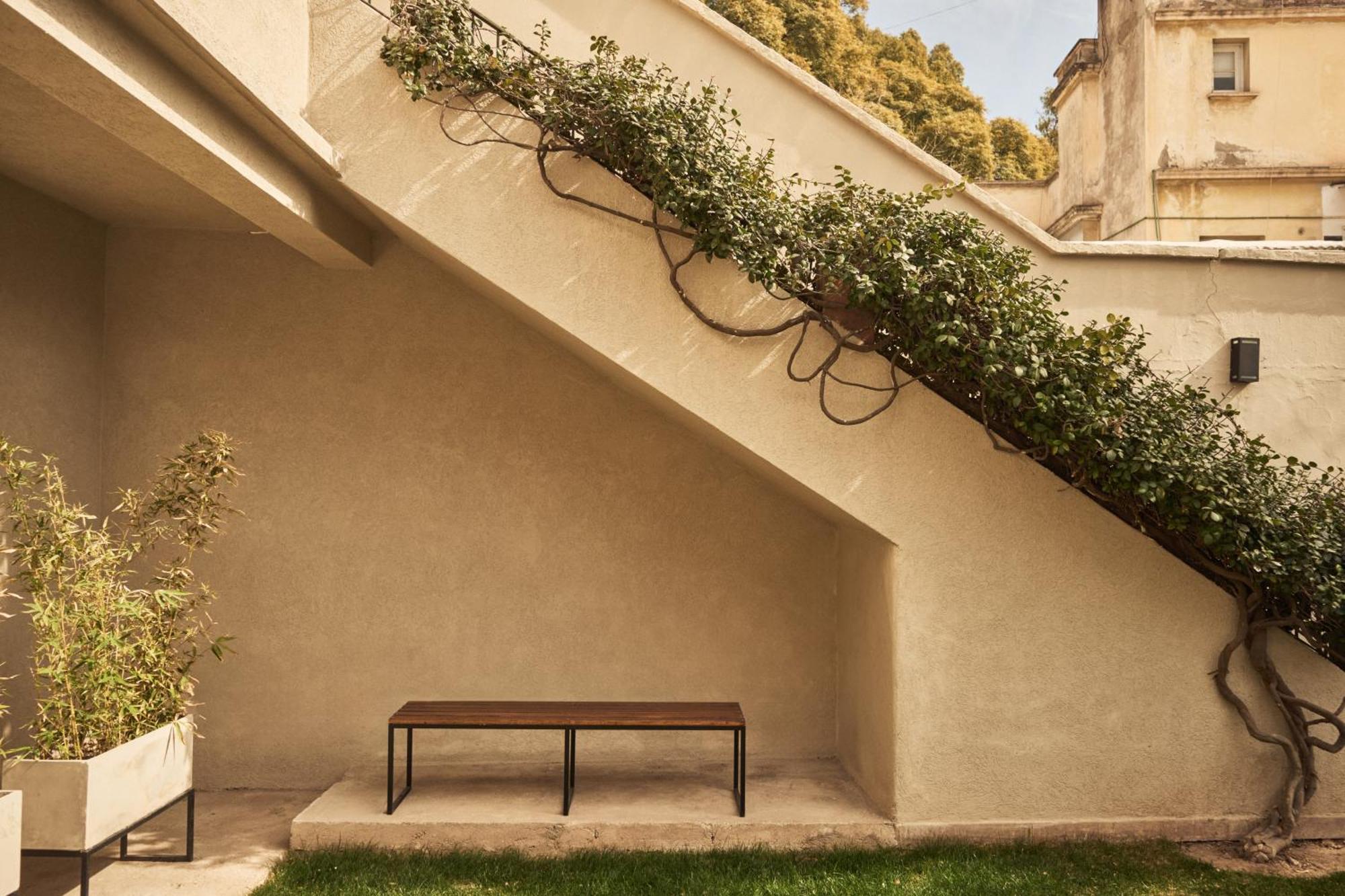 W&H Casa De Huespedes Hotel Mendoza Exterior photo
